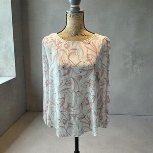 053 - 100% Viscose RW & Co Blouse
